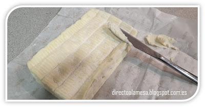 Turrón de queso camembert y frutos secos Turrón de queso camembert y frutos secos