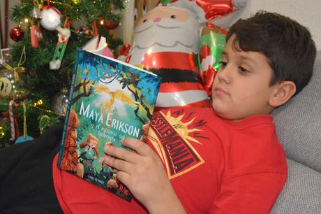 Maya Erikson y le misterio del laberinto de Isabel Álvarez.