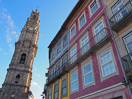 Torre de los Clérigos en Oporto, Portugal