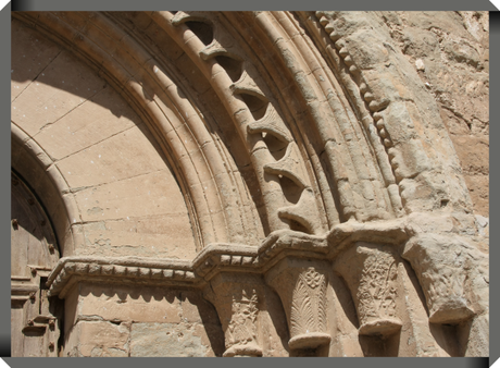 Edén en Castelló de Farfanya