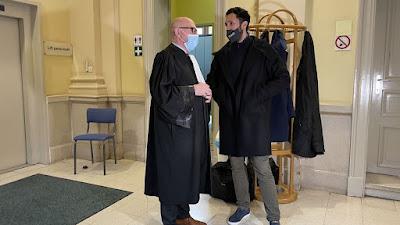 Absuelto el cómico David Suárez por su chiste y rechazo de la Justicia belga a extraditar a Valtònyc a España.