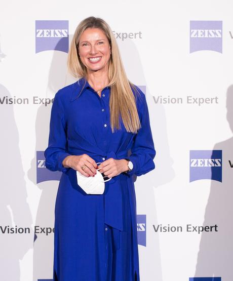 Anne Igartiburu, embajadora de las ópticas ZEISS Vision Expert, volverá a dar las campanadas en TVE1