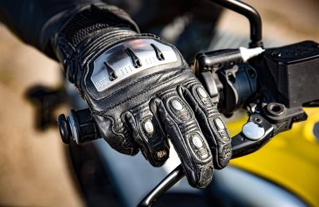 La marca de ropa de moto REV’IT