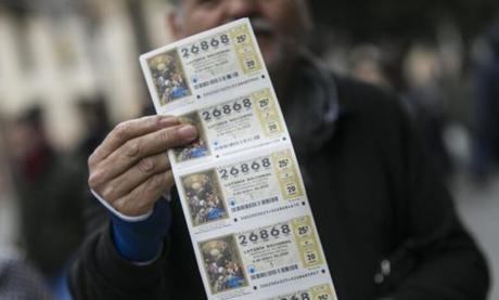 Esta es la forma mas segura de compartir un decimo de la Lotería del Niño