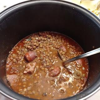 Guiso de lentejas con carne y choriz