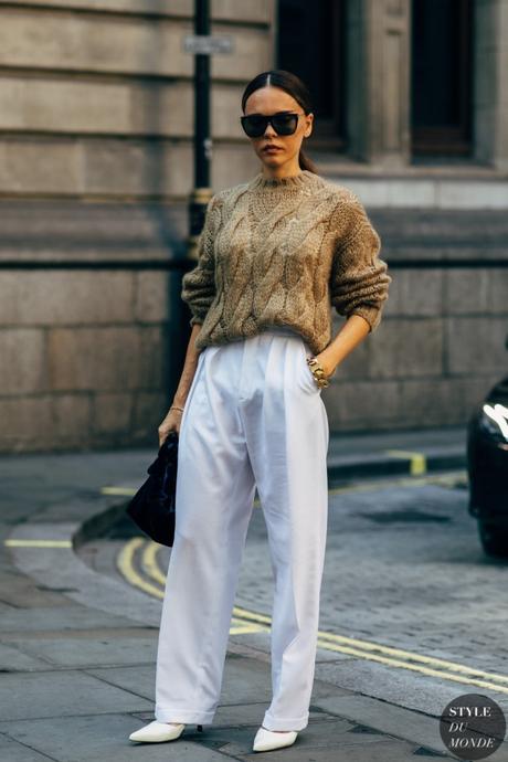 Un abrigo camel es la prenda perfecta para lucir todo el invierno y permite estas infinitas combinaciones Un abrigo camel es la prenda perfecta para lucir todo el invierno y permite estas infinitas combinaciones