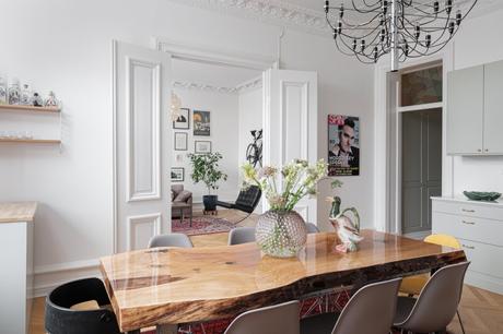 delikatissen wood outdoor table suar wood table rustic table mesas rusticas mesas de suar mesas de madera maciza mesas de exterior mesas con epoxy mesa de madera de acacia  