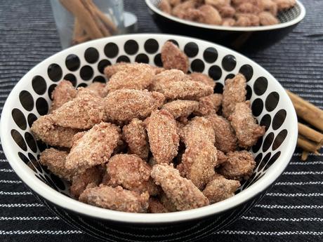 delikatissen sweet crunchy almonds spanish caramelised almonds postres dulces de navidad dulces de almendra candied almonds  