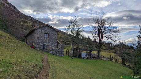 Cabaña de camino al Pozo Funeres