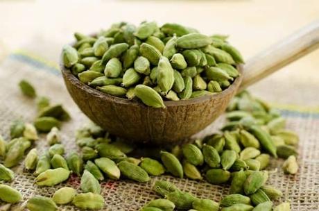 Cardamomo: Usos, Beneficios y Contraindicaciones