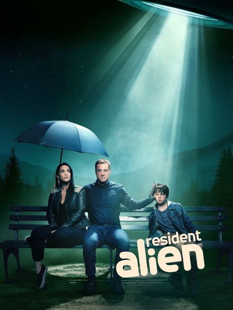 SyFy lanza el tráiler y el póster de la segunda temporada de ‘Resident Alien’.