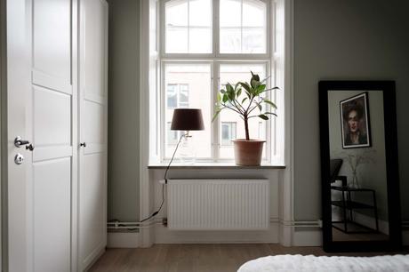 delikatissen wood windows black white ventanas y alfeizares nórdicos ventanas de madera repisas ventanas blanco negro nordic scandinavian windows madera negra en ventanas carpintería de madera black white windows delikatissen wood windows black white ventanas y alfeizares nórdicos ventanas de madera repisas ventanas blanco negro nordic scandinavian windows madera negra en ventanas carpintería de madera black white windows