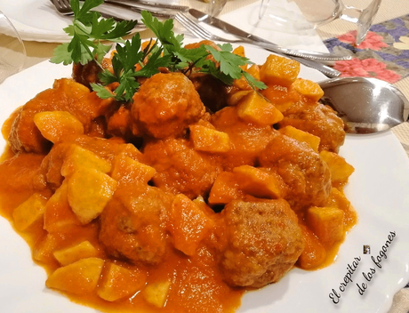 12 RECETAS CON CARNE PICADA (sencillas, económicas y muy resultonas) 12 RECETAS CON CARNE PICADA (sencillas, económicas y muy resultonas)