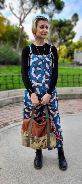 Peto Crop Cosmos outfit