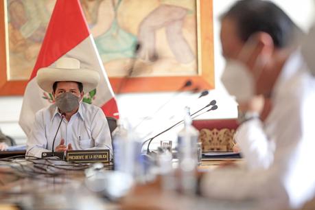 Congreso autoriza salida del presidente Castillo a Colombia para Gabinete Binacional