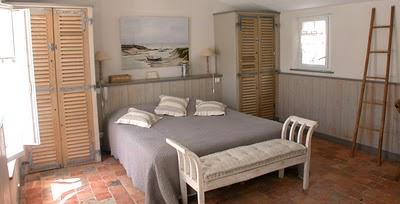 HOTEL RUSTICO EN LA ISLA RE