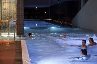 Aquaxana: Relax y espectáculo en Asturias