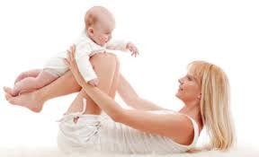 Trás el parto te aconsejamos cómo conseguir superar el cansancio