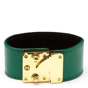 Brazaletes ¡Accesoriza tus looks!