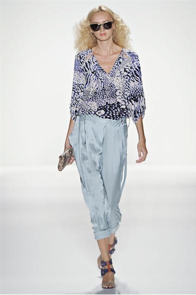 EL ATAQUE DE LOS ''ZAPATOS TOBILLEROS''