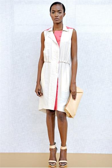 EL ATAQUE DE LOS ''ZAPATOS TOBILLEROS''