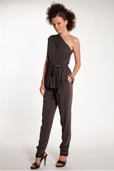 EL ATAQUE DE LOS ''ZAPATOS TOBILLEROS''