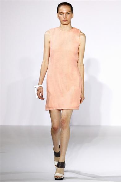 EL ATAQUE DE LOS ''ZAPATOS TOBILLEROS''