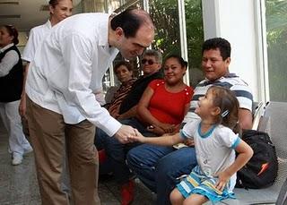 En Campeche, el IMSS ha invertido más de 300 millones de pesos en infraestructura y equipo médico: Daniel Karam