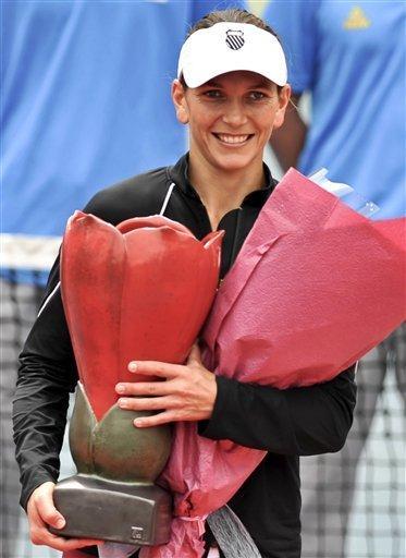 WTA: Scheepers se coronó en Guangzhou