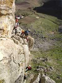 Pinsapo de las  Escaleretas y Falla de la Sierra del Camorro