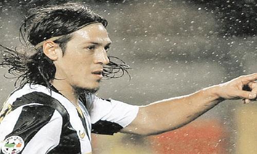 Camoranesi, ritmo mortal