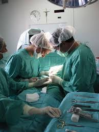 COSAS QUE NO TE GUTARÍA OIR EN EL QUIROFANO.