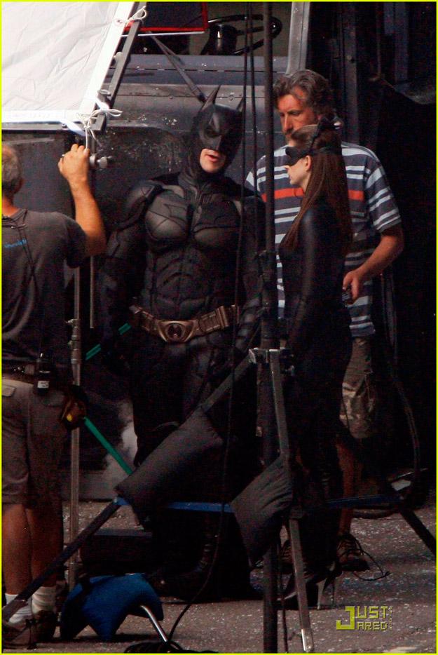 Anne Hathaway vestida de Catwoman