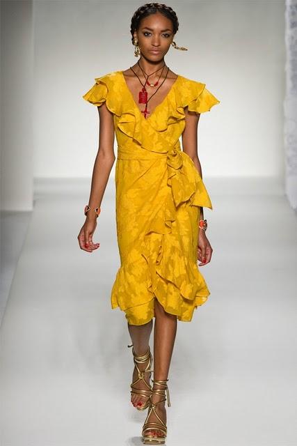 Moschino Spring 2012  Milan Fashion Week