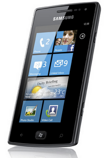 Samsung Omnia W estrenando Mango. Samsung Omnia W estrenando Mango.