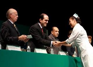 Colaboración IMSS-UNAM, para la formación de profesionales de la salud, orgullo de los mexicanos