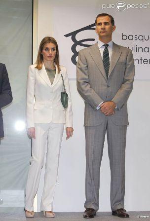 Los Príncipes de Asturias inauguraron en San Sebastián el Basque Culinary Center. El look de Dña. Letizia