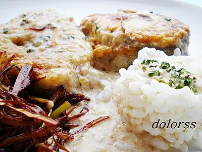 Merluza en cazuela con salsa de puerros