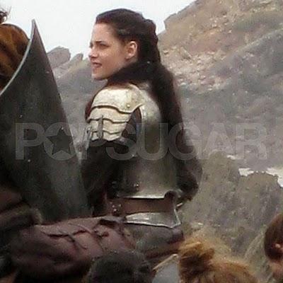 Fotos de Kristen Stewart en el rodaje de 'Snow White and the Huntsman' Fotos de Kristen Stewart en el rodaje de 'Snow White and the Huntsman'