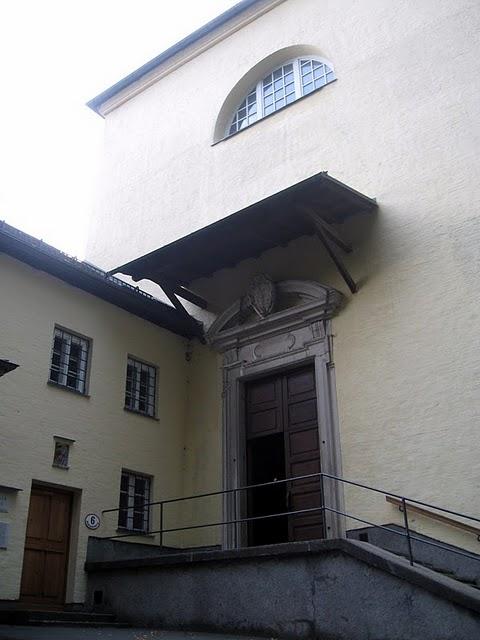 CALLEJEANDO EN SALZBURGO : SCHLOSS MIRABELL, MAKARPLATZ Y KAPUZINERBERG