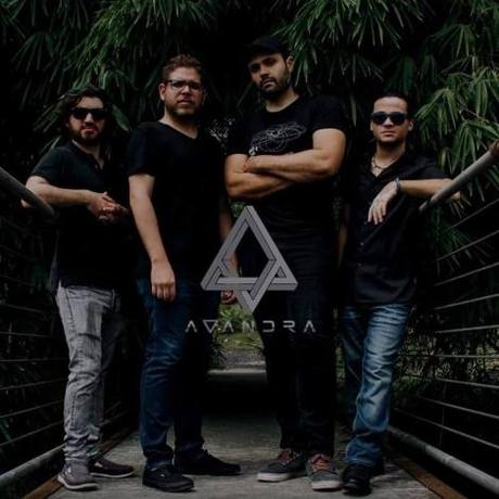 Avandra - Descender (2019)