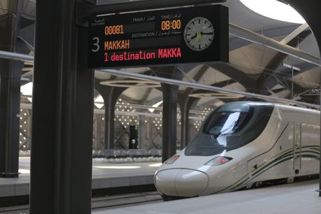 LACROIX obtiene la certificación IRIS – ISO/TS 22163 por su gama de paneles de información a viajeros (PIV)