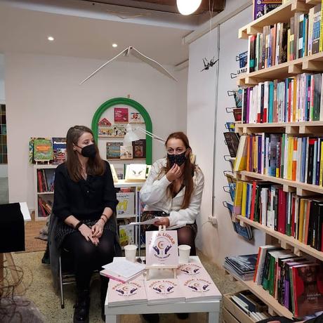 Presentación de MAGIA LUNAR en La Insòlita con Keylah Missen y Gemma Solsona