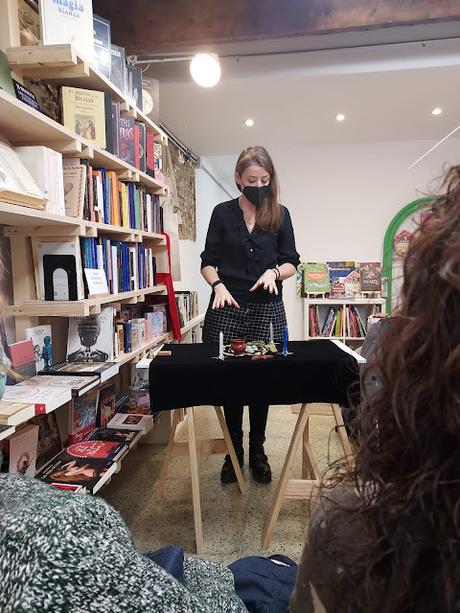 Presentación de MAGIA LUNAR en La Insòlita con Keylah Missen y Gemma Solsona