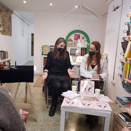 Presentación de MAGIA LUNAR en La Insòlita con Keylah Missen y Gemma Solsona