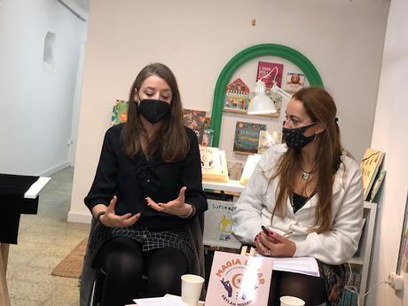 Presentación de MAGIA LUNAR en La Insòlita con Keylah Missen y Gemma Solsona