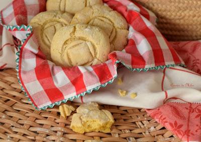 Un pan sin gluten, con un interior tierno, corteza crujiente y muy adecuado para mojar.