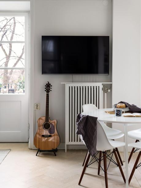 delikatissen scandinavian tiny apartament scandi cozy decor estudio decoración estilo sueco piso pequeño diseño nórdico en piso pequeño decoración de minipisos  