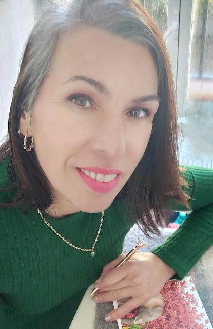 Un jueves, un relato (IX): Abrazos Un jueves, un relato (IX): Abrazos