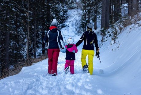 Hotel Esquirol: 7 de cada 10 familias prevé gastar más en viajes este 2022